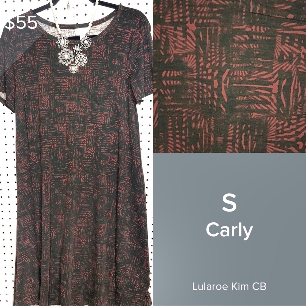SMALL LULAROE CARLY HI-LOW T SHIRT DRESS 👗